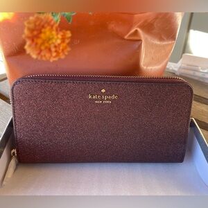 Kate Spade Continental Wallet - deep Nova color, NEW IN BOX